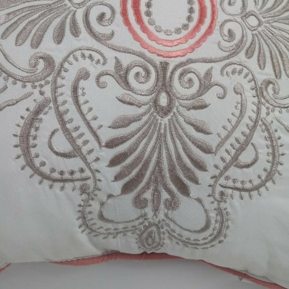 🔥4/$20 Project Runway Throw Pillow Embroidered Bohemian Style Print Square - Picture 10 of 16